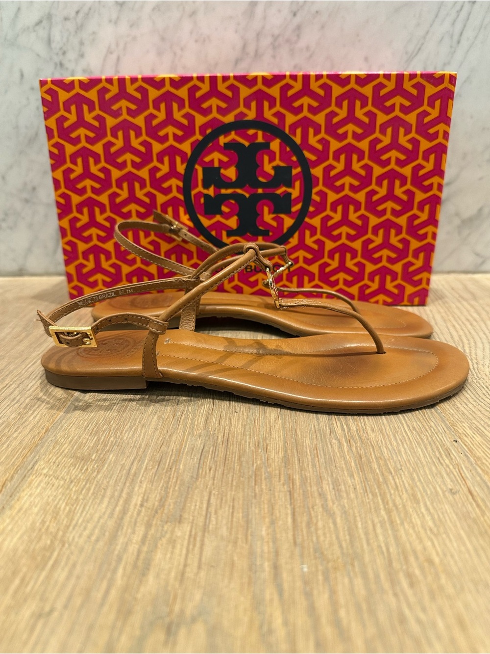 Tory Burch Emmy Thing Sandals in Tan Leather - Picture 4 of 13